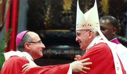 O papa com o arcebispo Daniel Sturla.