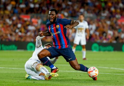 Kessié, durante el Trofeo Gamper ante los Pumas.