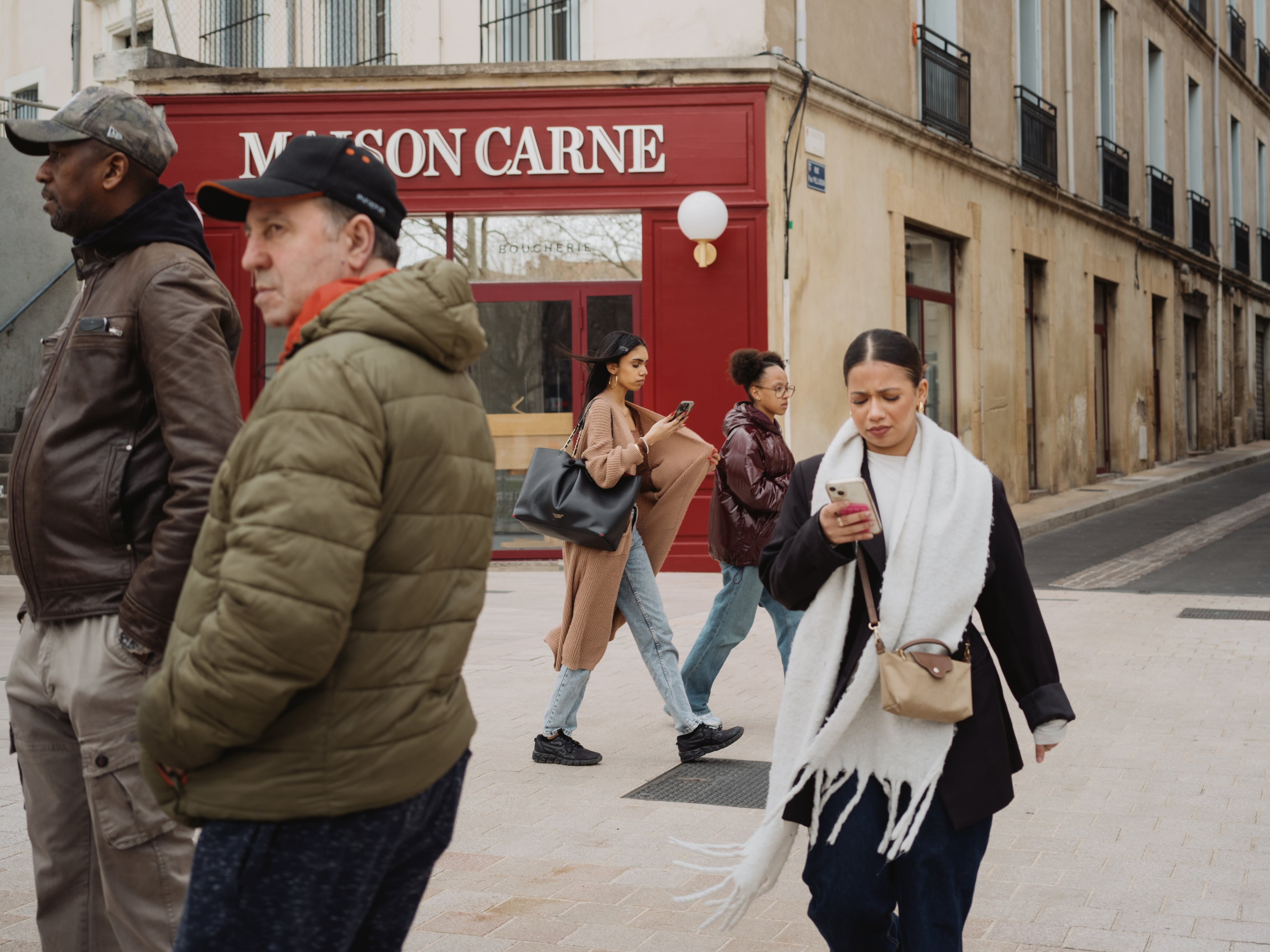 Vecinos de Béziers, en el centro de la ciudad.
