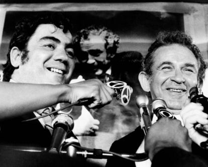 Jimmy Breslin (izquierda) con Norman Mailer en 1969.