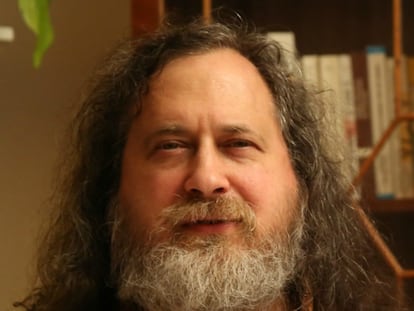 Richard Stallman: "Hackear significa explorar los límites de lo posible"