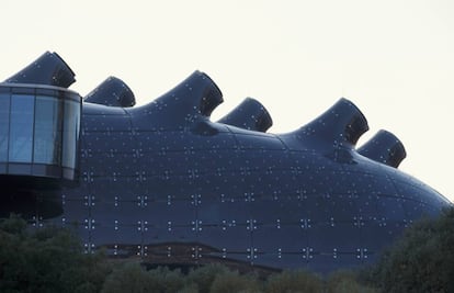 Detalle del exterior de la Casa del Arte o Kunsthaus, en Graz.