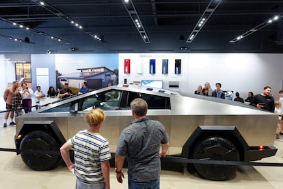 Un Cybertruck de Tesla, expuesto la semana pasada en una tienda de Tesla en San Diego (California).