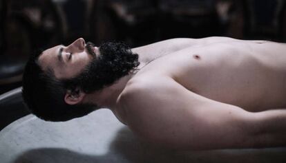Imatge de 'Cos social. Lliçó d'anatomia', la 'perfomance' filmada per Joan Morey.