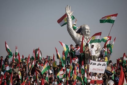 Manifestação em Erbil, capital do Curdistão iraquiano.