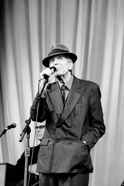 Leonard Cohen, en una actuación en 2008.