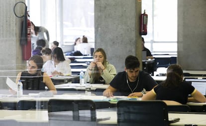 Biblioteca en la Universidad Autónoma de Madrid.