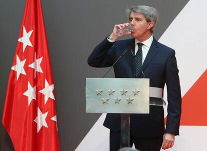 Ángel Garrido, en un momento de su intervención tras hacer entrega de las medallas y condecoraciones de la Comunidad de Madrid.