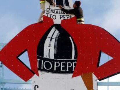 El cartel de Tío Pepe, en la Puerta del Sol, se ha convertido en un icono.