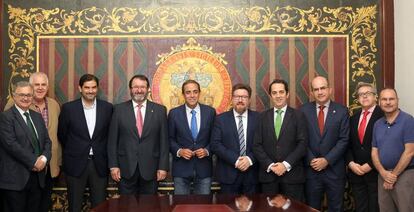 Miembros del jurado de los quintos Premios Manuel Losada Villasante.