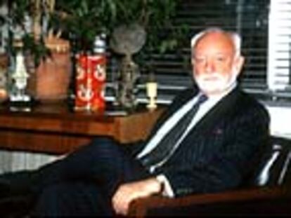 Françesc Vendrell, enviado especial de la ONU a Afganistán, en Nueva York, en enero de 2000.
