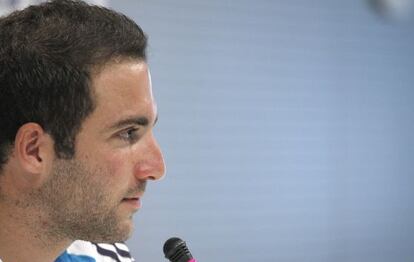 Higuaín, durante la rueda de prensa.