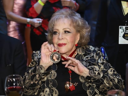 La actriz Silvia Pinal, durante un homenaje a su carrera artística el pasado 18 de octubre en el Salón Las Tertulias, en Ciudad de México.
