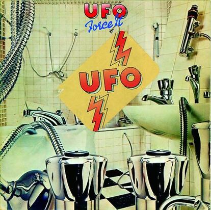 Este fue el resultado del paso de la censura por los legendarios UFO: una tosca desaparición de la pareja que era, menos en España, protagonista de la portada.