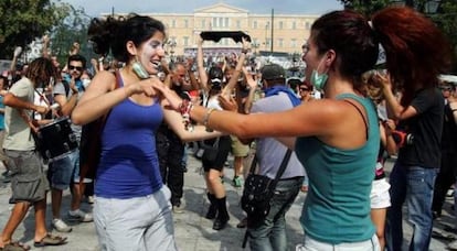 Manifestación pacífica en la plaza de Sintagma