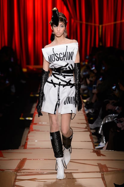 Moschino RF17 3612