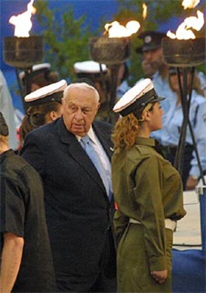 Sharon, ayer durante la conmemoración de la toma de Jerusalén en 1967.