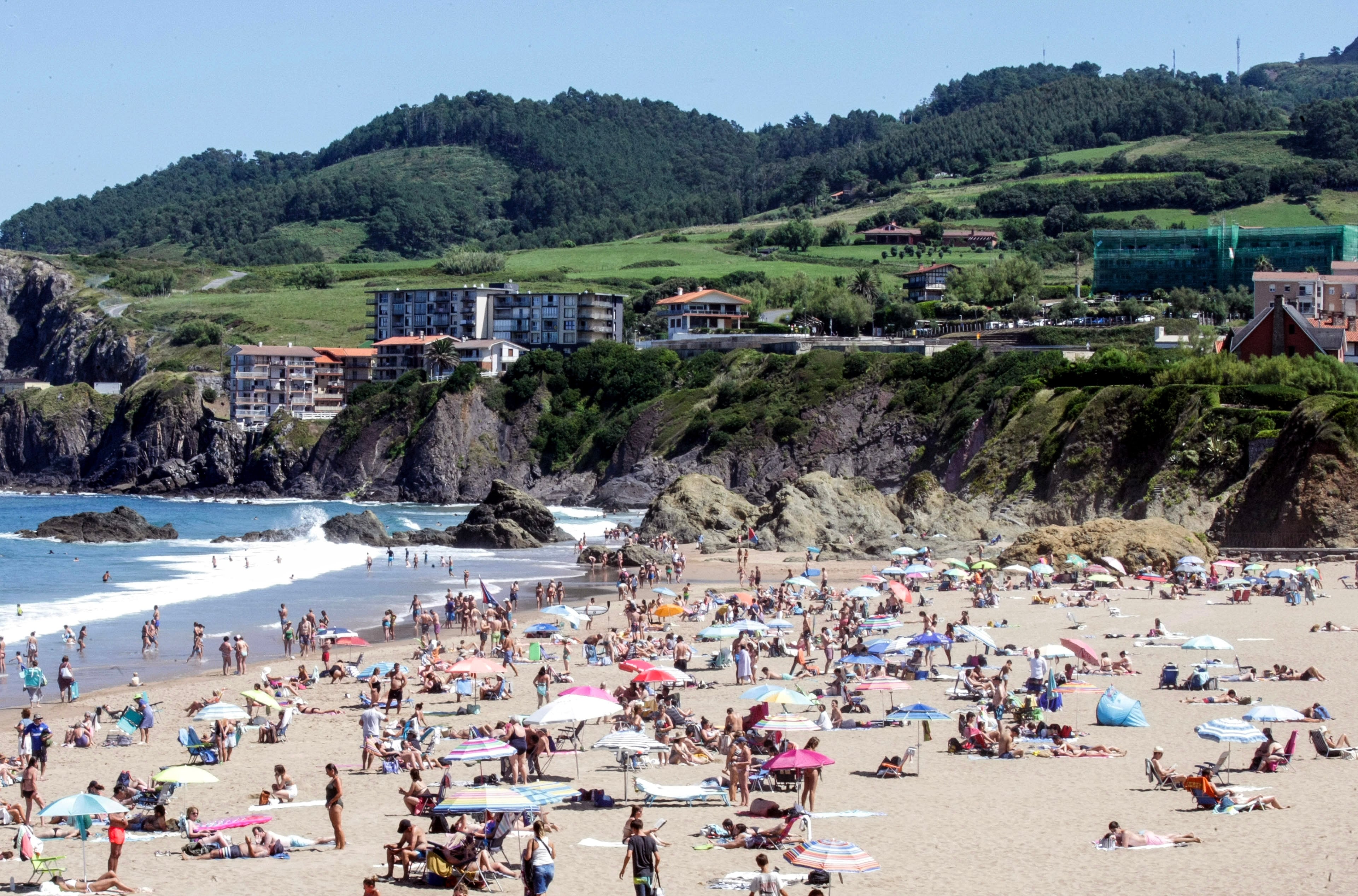 Las banderas azules de las playas: codiciado deseo para alcaldes, sin rigor ambiental para ecologistas 