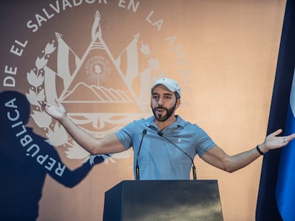 Nayib Bukele, el domingo tras votar, en San Salvador.