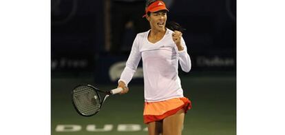 9ª Ana Ivanovic. 6 millones de dólares. Aunque no aparece en el top 10 de las tenistas mundiales, la bella jugadora serbia disfruta de un lucrativo contrato con Adidas.