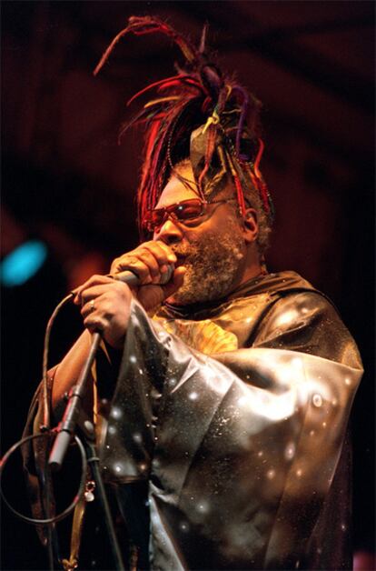 Actuación de George Clinton & P. Funk All Star en el Festival de Galapajazz, Madrid, en 2001.