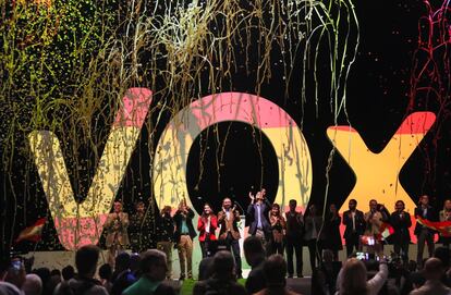 Final del acto de Vox en el Palacio Vistalegre, este domingo en Madrid.