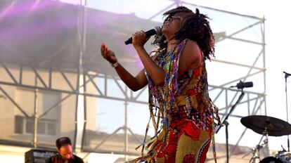 Selma Uamusse, durante el concierto en Loulé.