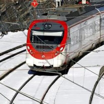 Un tren detenido por las bajas temperaturas