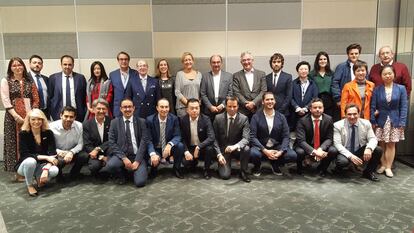 La delegación aragonesa, tras el encuentro con sus anfitriones chinos en Shanghái a principios de noviembre.