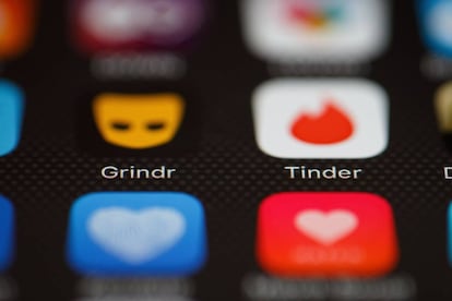 Las aplicaciones de &quot;Grindr&quot; y &quot;Tinder&quot;. 