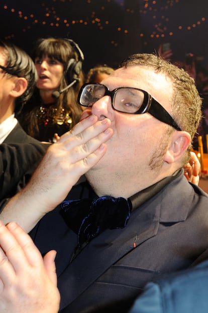 Pequeño pero matón, Alber Elbaz sobre las drogas: "No he probado nunca ninguna sustancia porque sé que si lo hiciera me engancharía y además, siendo judío, fijo que acabaría siendo camello".