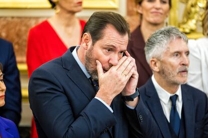 El ministro de Transporte, Óscar Puente, en el Congreso de los Diputados con motivo de la celebración del Día de la Constitución, este viernes en Madrid.