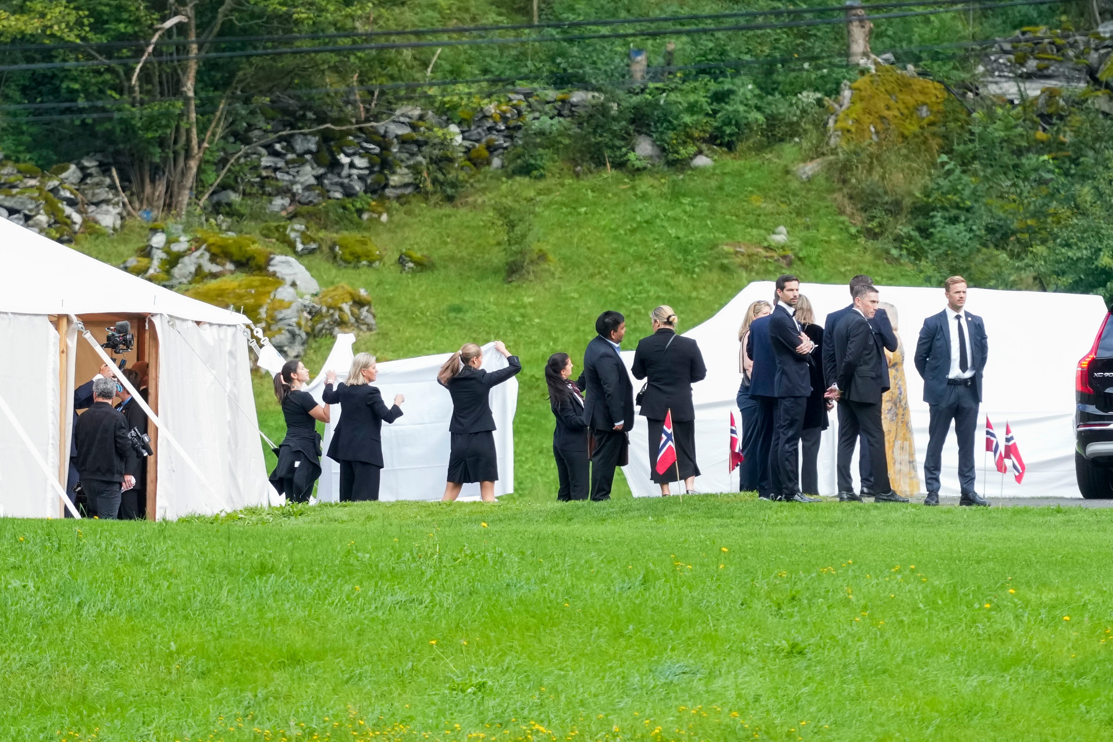 La boda de la princesa Marta Luisa de Noruega y el chamán Durek Verrett, en imágenes 