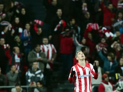 Muniain celebra su gol. 