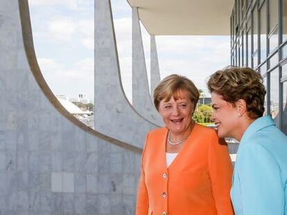 Dilma e Merkel em Bras&iacute;lia no dia 20 de agosto.