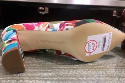 Modelo de zapato de Ivanka Trump expuesto en Nordstrom. 