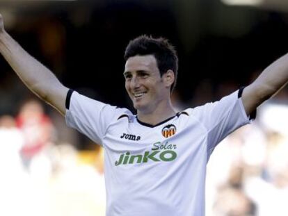 Aduriz, durante un partido con el Valencia.