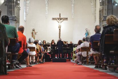 El Coro de la Comunidad de Madrid, durante una presentación de "A Villa Voz" en Manzanares el Real el pasado 9 de septiembre.