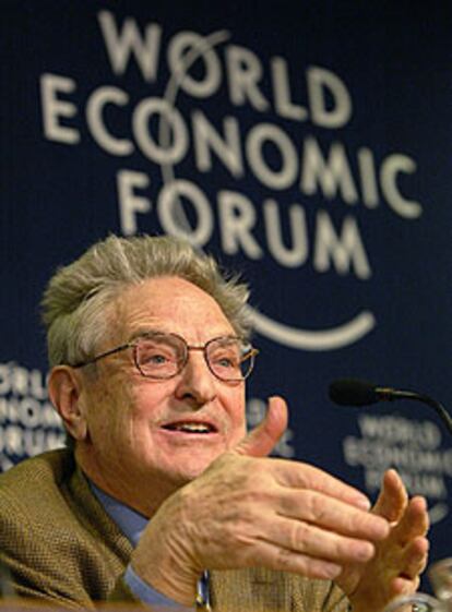 El estadounidense George Soros, ayer durante su conferencia en Davos.