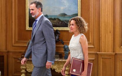 Felipe VI recibió ayer en el Palacio de la Zarzuela a la presidenta del Congreso, Meritxell Batet.