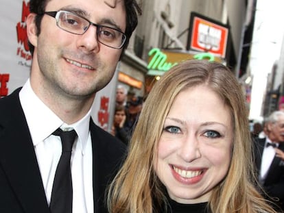 Chelsea Clinton y su marido, Mark Mezvinsky.