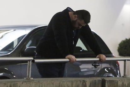 Relatives of the victims of the Germanwings flight that crashed in southern France arriving at Düsseldorf airport.