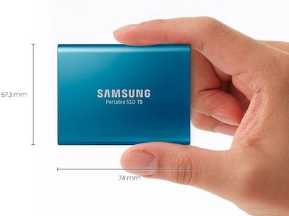 El tamaño de este Samsung SSD T5 es mínimo