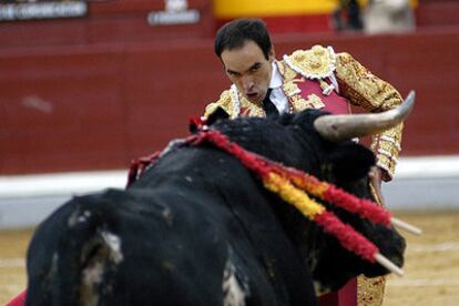 El Cid, en su primer toro.