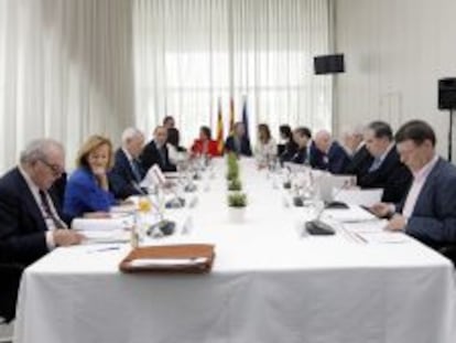 Primera sesi&oacute;n de la Fundaci&oacute;n Espa&ntilde;a Constitucional. 