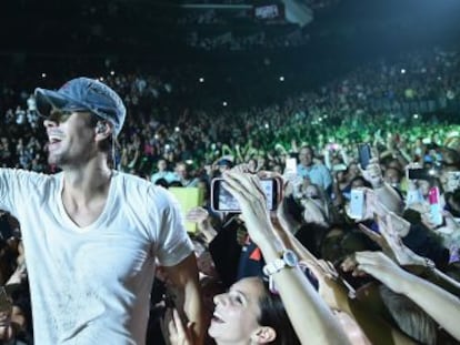 Enrique Iglesias, en un concierto en EE UU, en 2014.