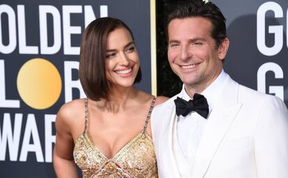 Bradley Cooper e Irina Shayk se separaron el pasado verano después de cuatro años de relación. En julio, el actor estadounidense y la modelo rusa llegaron a un acuerdo amistoso sobre la custodia compartida de su hija, Lea de Seine, de dos años, así como en fijar la residencia de ambos en una misma ciudad, Nueva York. Las especulaciones sobre la crisis de la pareja comenzaron, precisamente, a raíz de la especial relación surgida entre el actor y Lady Gaga en la película 'Ha nacido una estrella' y se acrecentaron tras la actuación de ambos en la gala de los Oscar el pasado febrero.