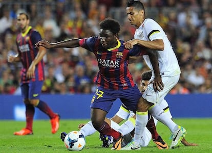 Dongou, en un partit amistós del 2013 contra el Santos.