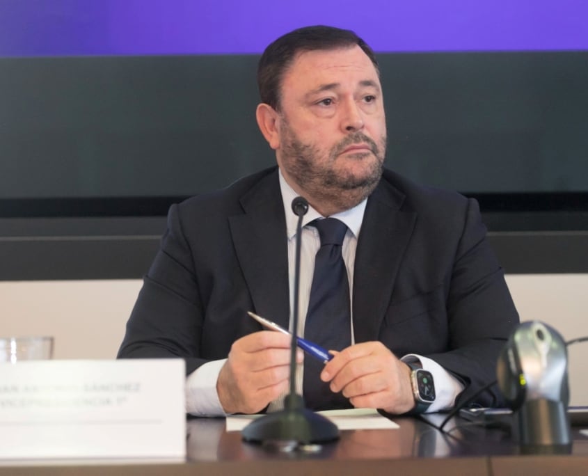 La SEPI sentará al presidente de la patronal alavesa en el consejo de Talgo