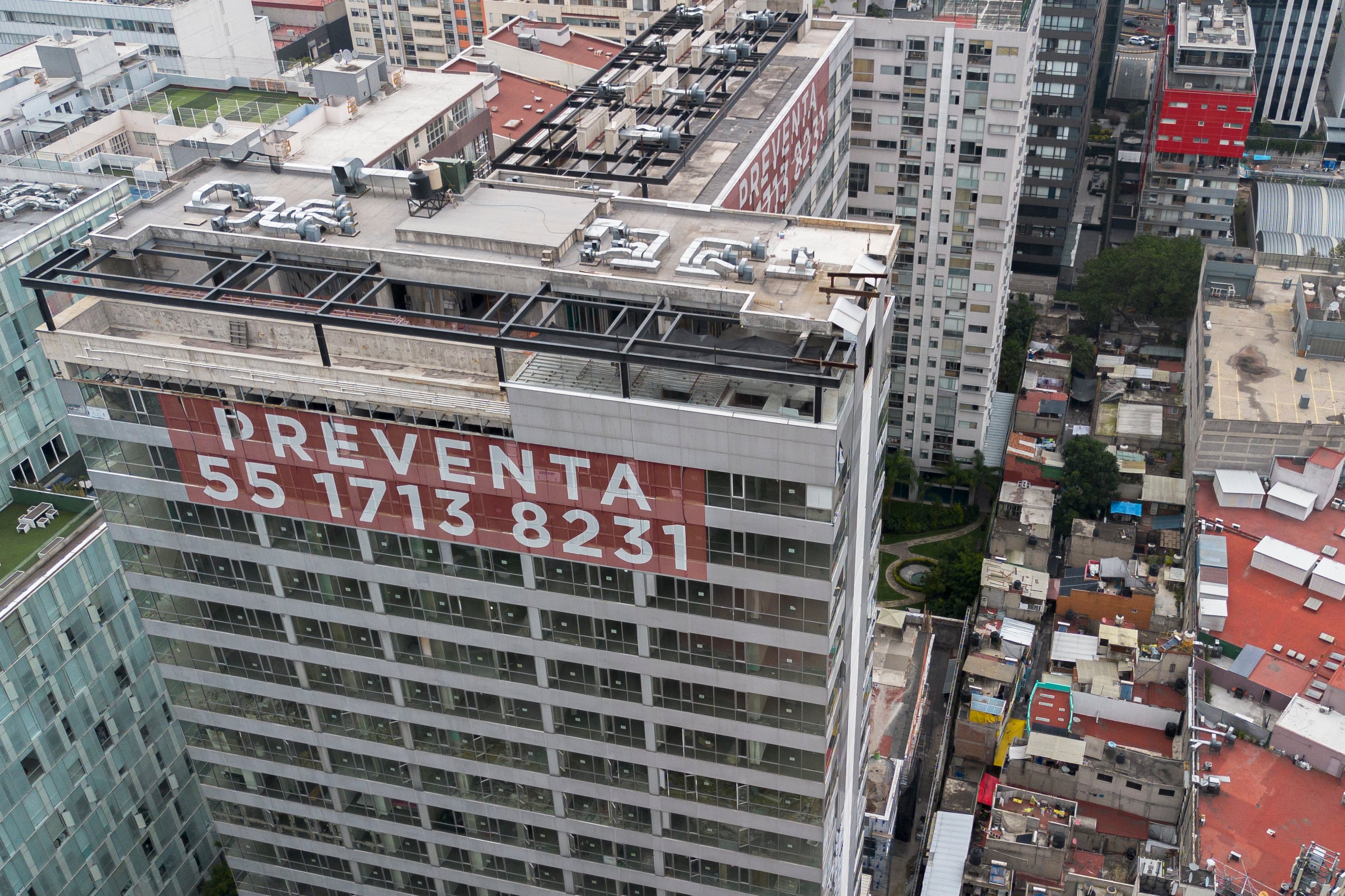 Vista aérea de un edificio de la 'Cerrada Andrómaco', el 11 de septiembre.